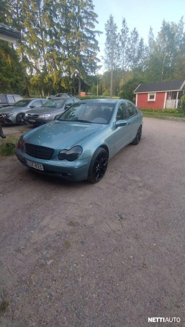 Mercedes-Benz C 180