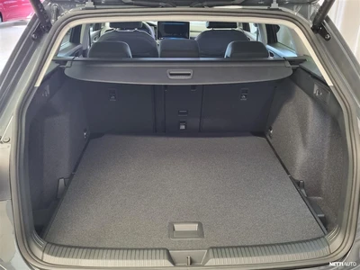 Volkswagen Golf 2026, photo 6/24