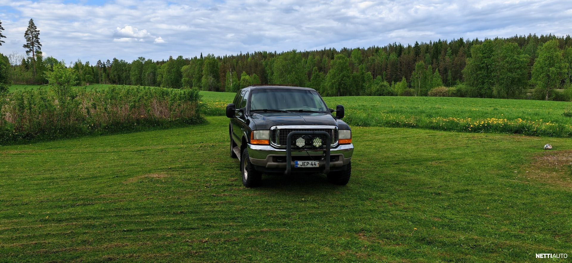 Ford Excursion