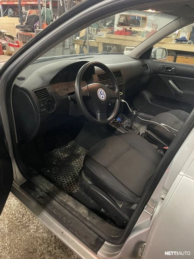Volkswagen Bora 1,4 2002, photo 5/9