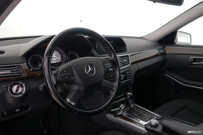 Mercedes-Benz E 200 CGI BE T A 2010, kuva 2/30