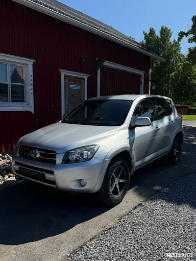 Toyota RAV4 2007, photo 4/17