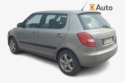 Skoda Fabia 2008, kuva 2/3