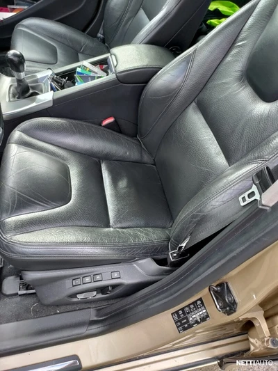 Volvo S60 D3 Summum 2012, kuva 7/8