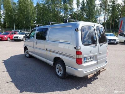 Toyota Hiace 2,5 D-4D 117 5ov pitkä 4WD 2009, kuva 4/8