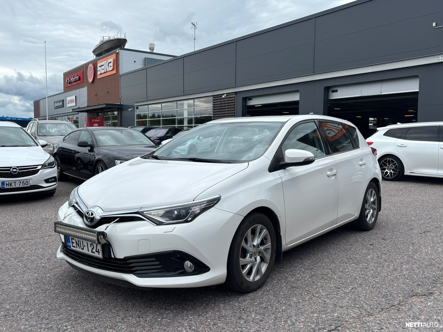 Toyota Auris 2016, kuva 2/8