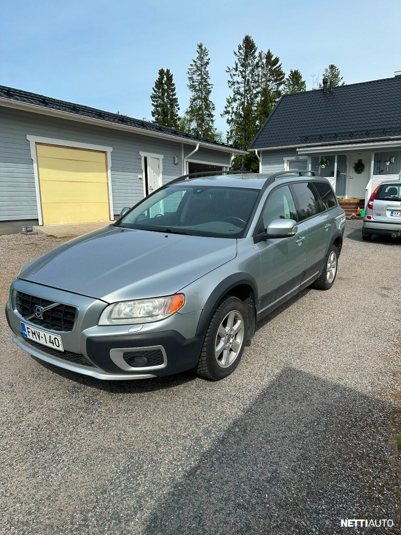 Volvo XC70