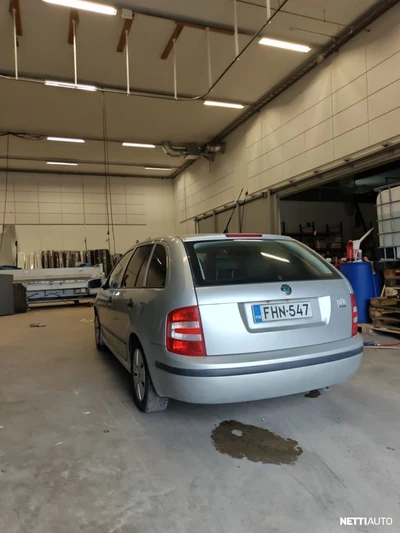 Skoda Fabia Combi 1,4 16 V Ambiente 2006, kuva 2/12