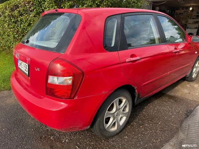 Kia Cerato 1,6 LX HB 5D 2006, photo 4/7