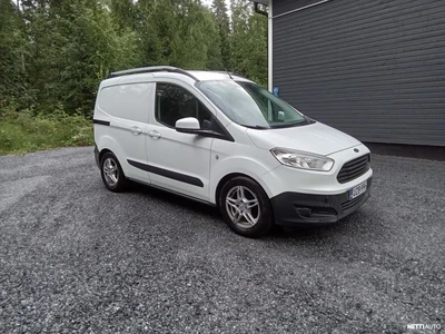 Ford Transit Courier 2015, photo 1/6