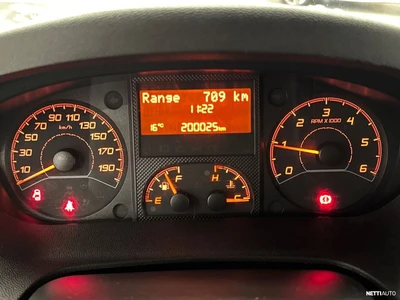 Citroen Jumper BlueHDi 130 35 L2H1 Cargo 2019, photo 3/24