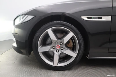 Jaguar XE 2019, kuva 7/37