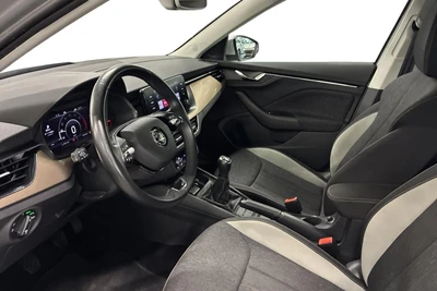 Skoda Kamiq 1,0 TSI 110 Style 2021, photo 7/29