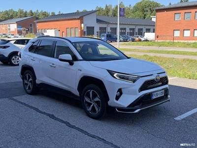 Toyota RAV4 Plug-In 2021, kuva 2/36