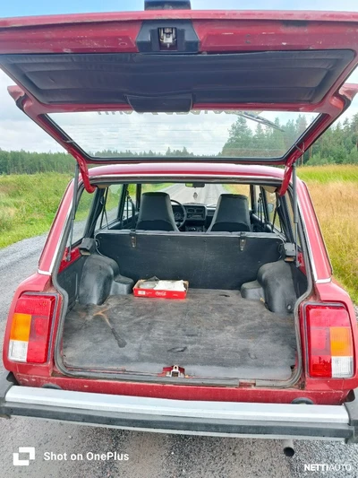 Lada 2104 1991, kuva 6/8