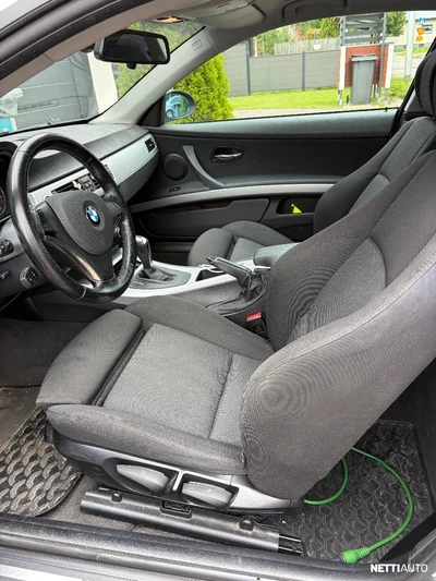 BMW 320 2008, photo 3/6