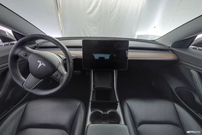 Tesla Model 3 Long-Range Dual Motor AWD 2019, kuva 7/45