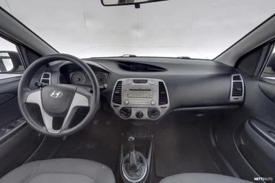 Hyundai i20 1.2 2011, photo 7/21