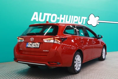 Toyota Auris 2016, kuva 2/27