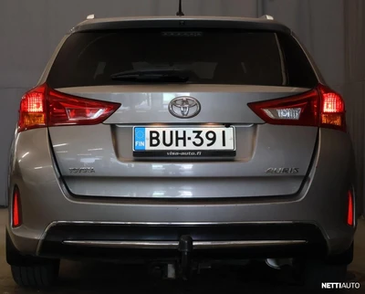 Toyota Auris 2015, photo 5/27