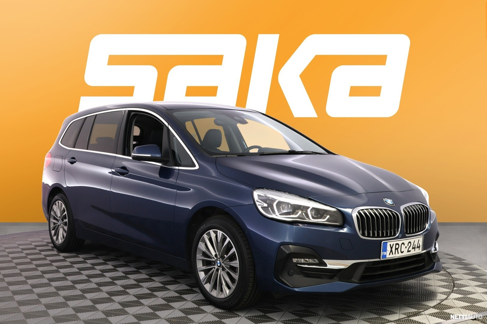 BMW 218