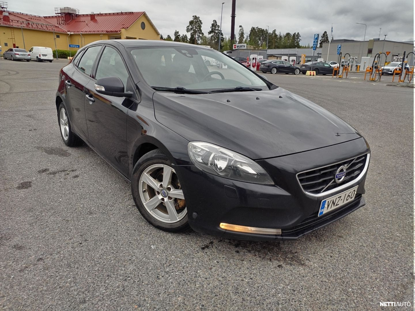 Volvo V40