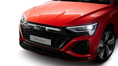 Audi Q8 e-tron 2024, photo 6/9