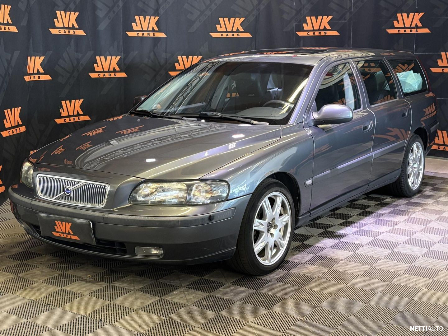 Volvo V70