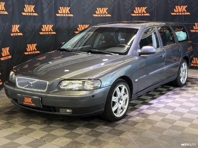 Volvo V70 2,5T AWD Classic Aut 2003, kuva 1/15