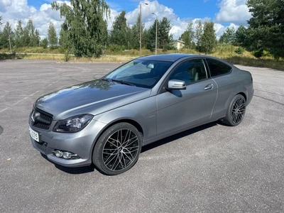 Mercedes-Benz C 2012, photo 1/25