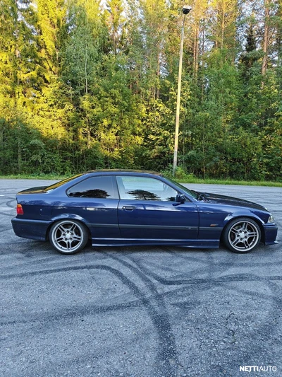 BMW 320 1995, photo 6/9