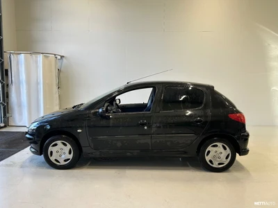 Peugeot 206 1,6 XT 5ov 2006, photo 4/18