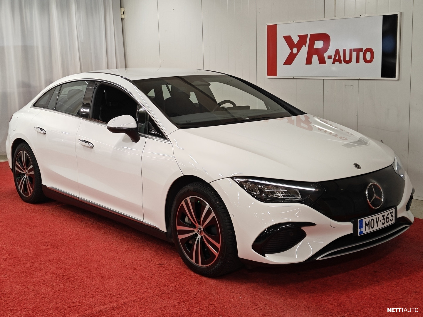 Mercedes-Benz EQE