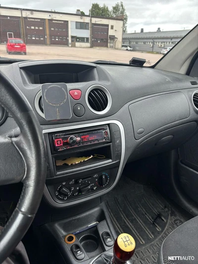 Citroen C2 2007, photo 7/8