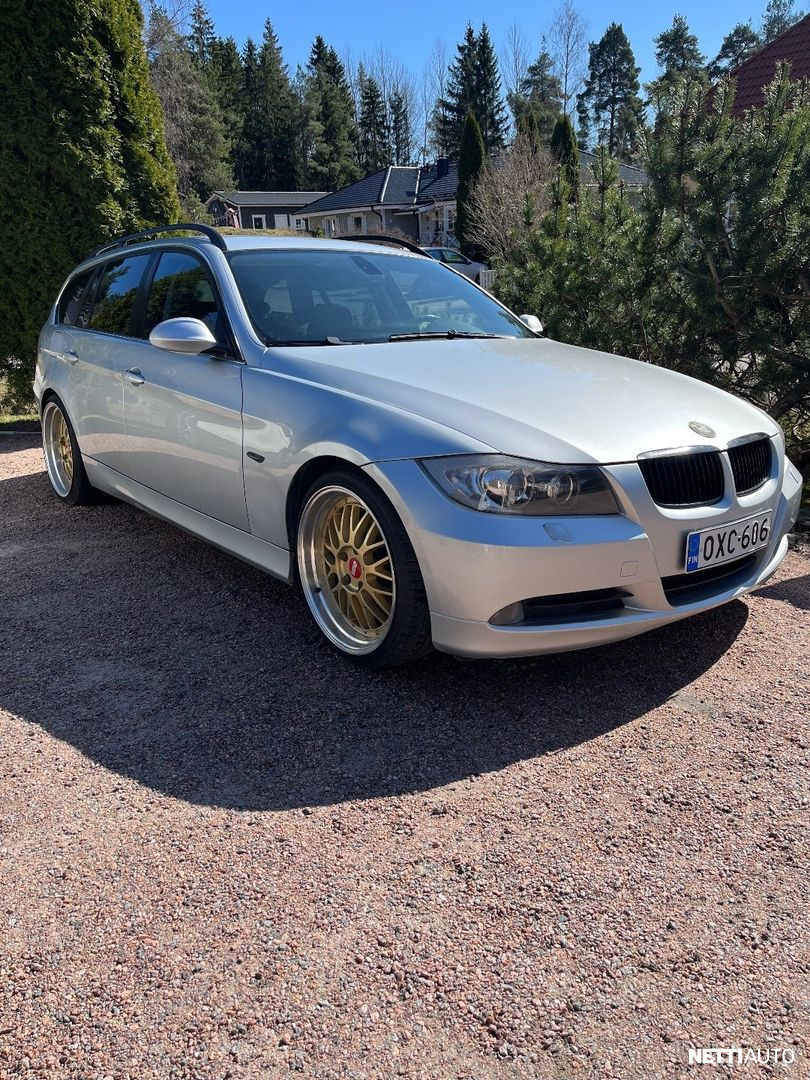 BMW 325