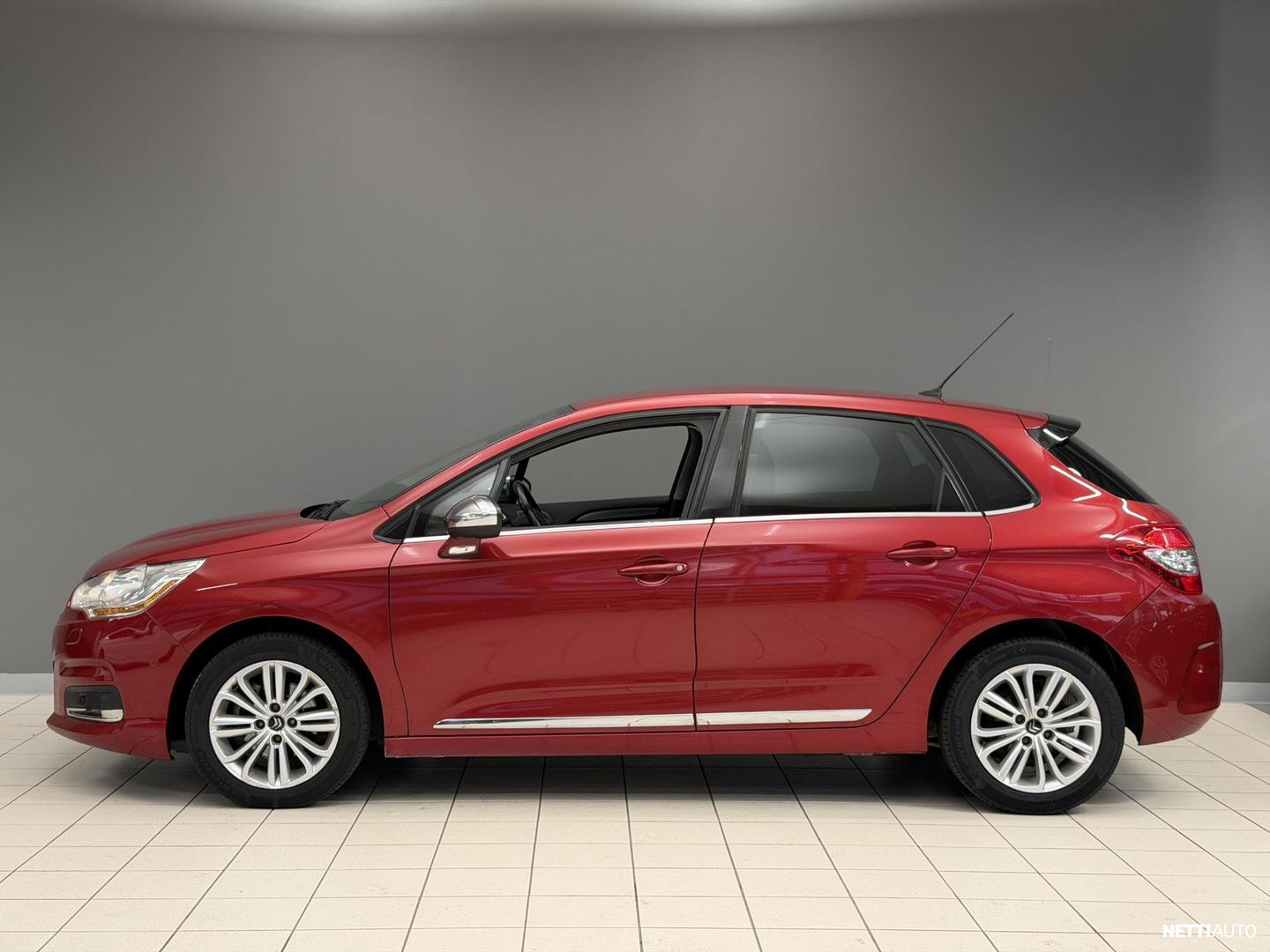 Citroen C4 2014, photo 5/16