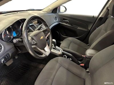 Chevrolet Cruze 5-ov LTZ 1,8 104kW AT6 2011, kuva 7/36