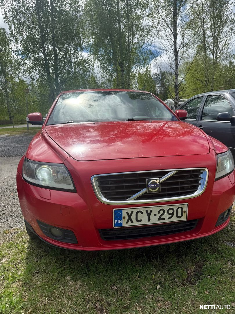 Volvo V50