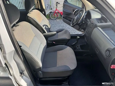 Citroen Berlingo 2004, kuva 6/11