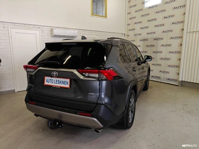 Toyota RAV4 2023, photo 4/10