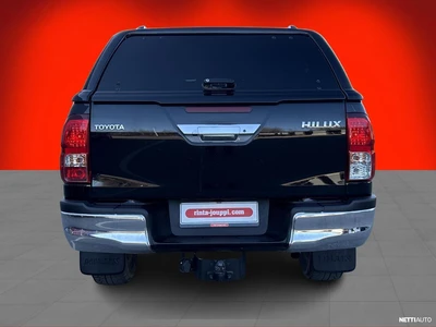 Toyota Hilux 2020, photo 7/23