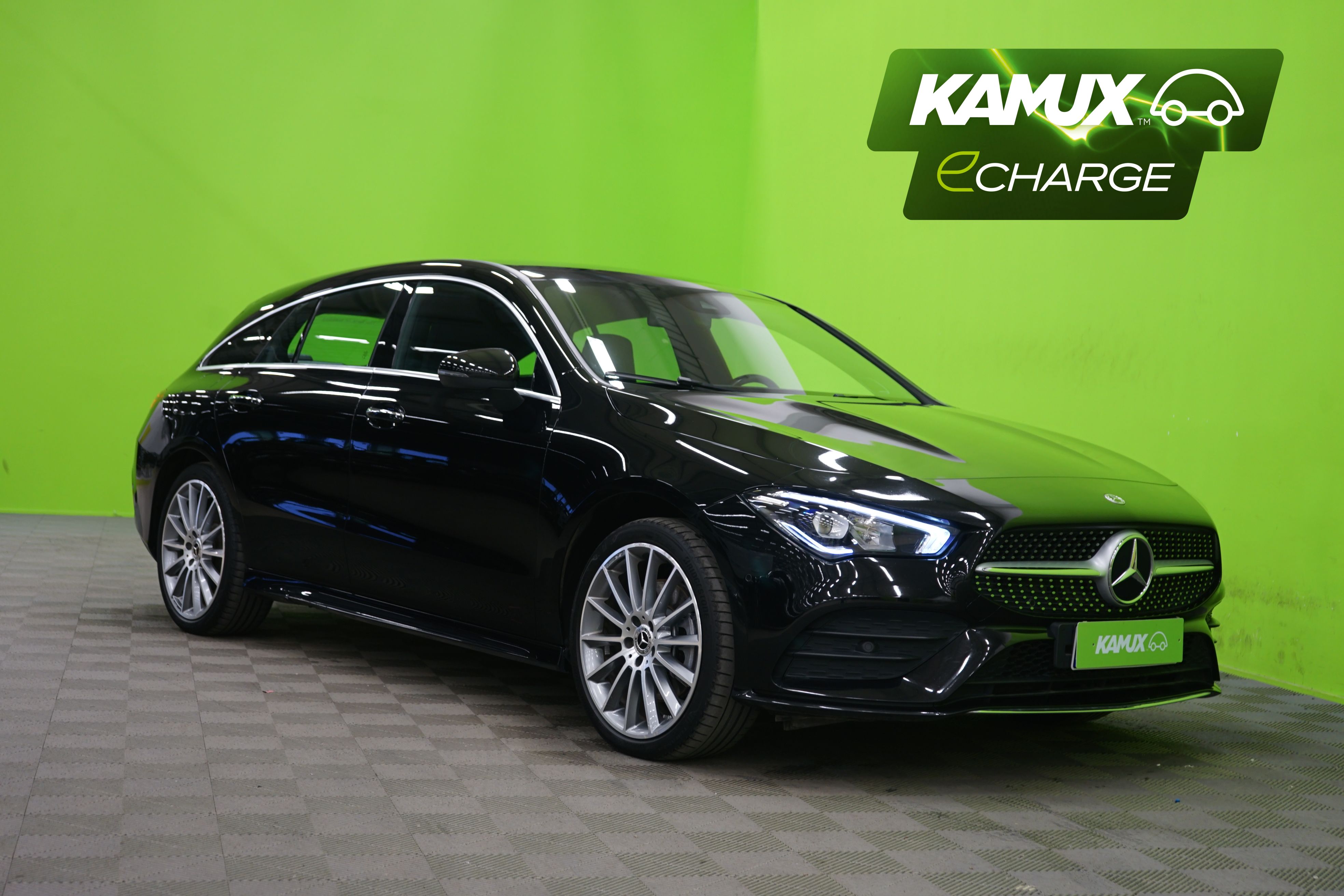 Mercedes-Benz CLA 250 e A Shooting Brake Business AMG Edition / SOH 96%