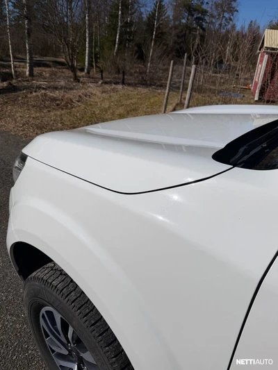 Nissan Navara 2017, photo 4/20