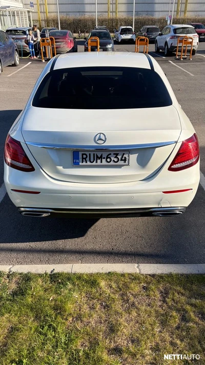Mercedes-Benz E 220 d A Premium Business 2017, kuva 6/15