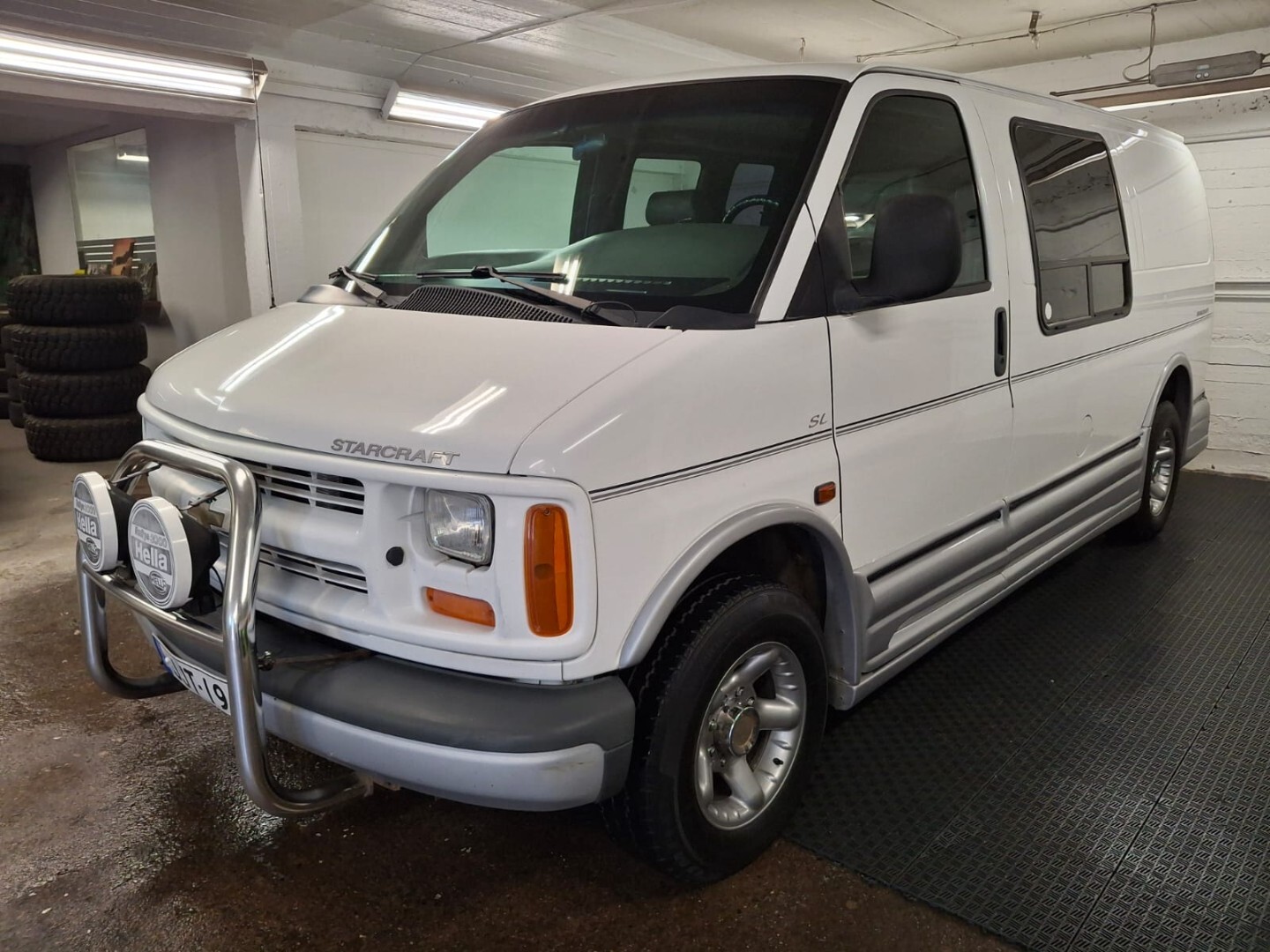 Chevrolet Chevy Van
