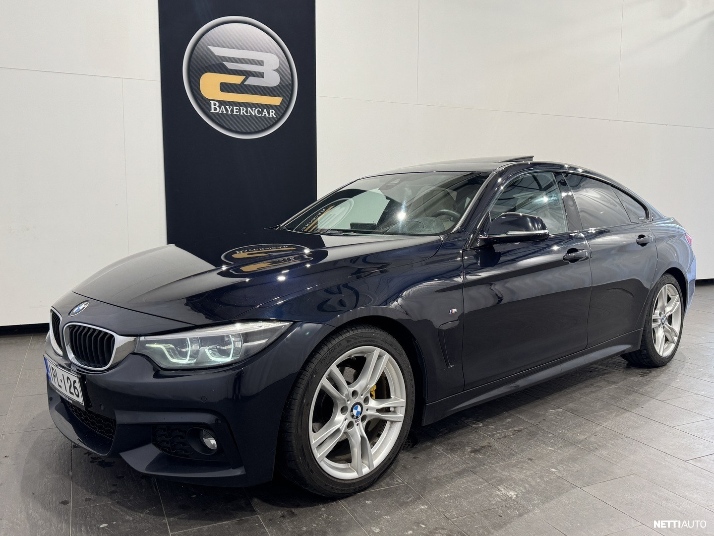 BMW 418