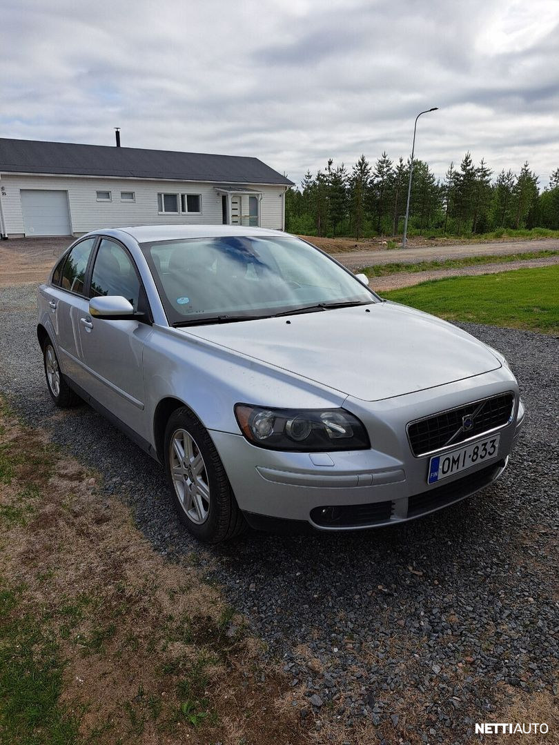Volvo S40