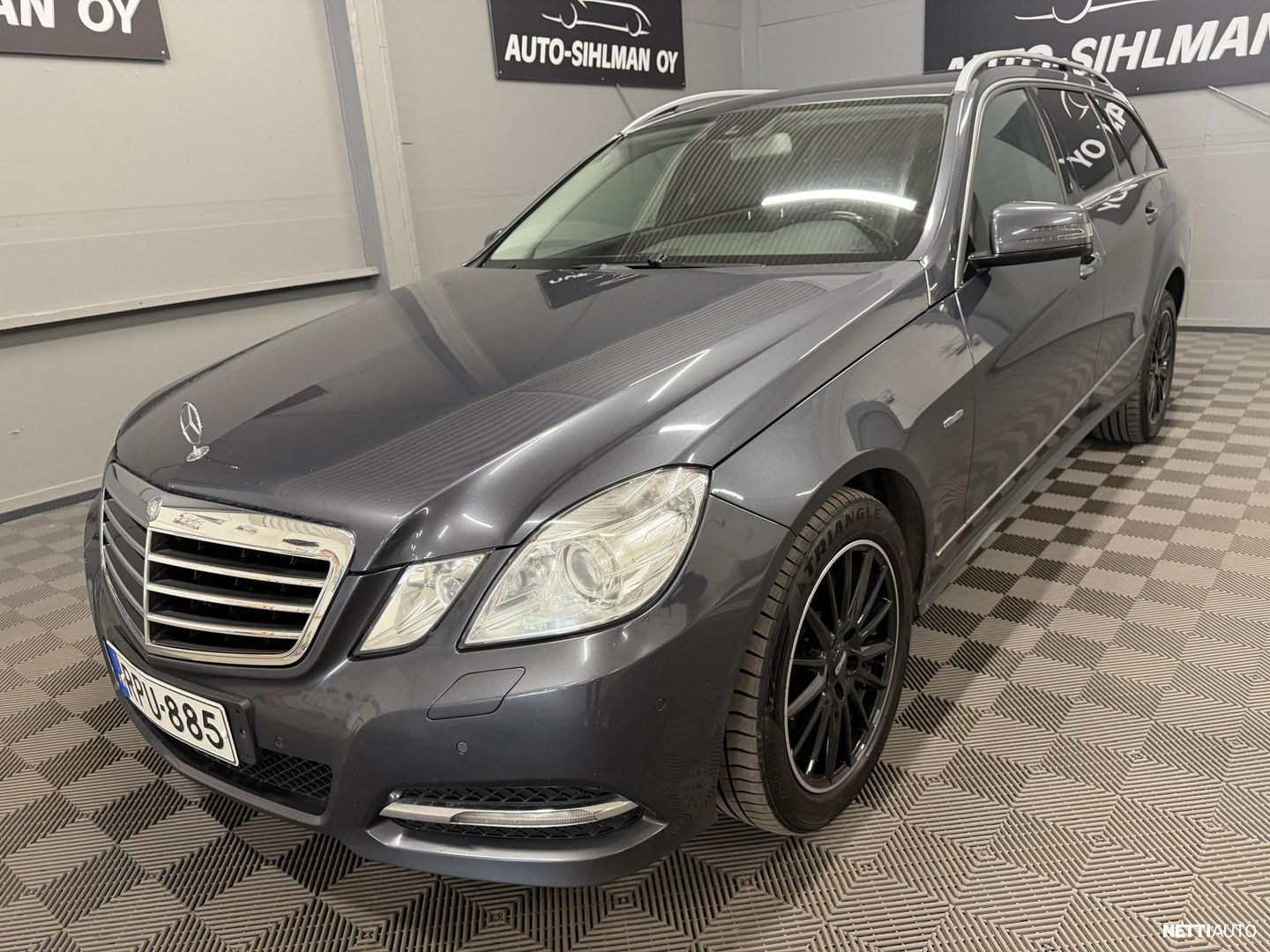 Mercedes-Benz E
