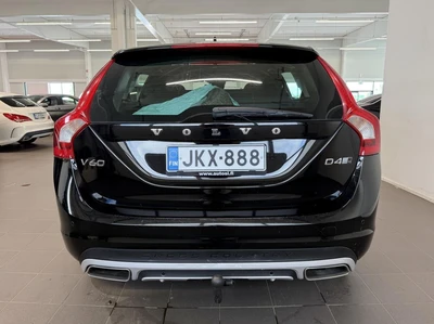 Volvo V60 Cross Country 2018, photo 4/22