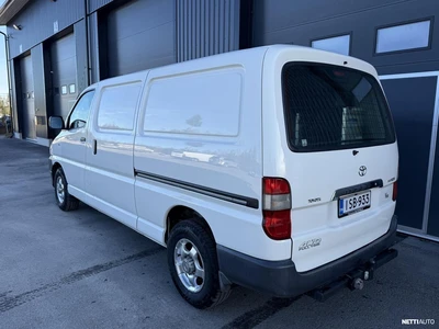 Toyota Hiace 2010, photo 3/16